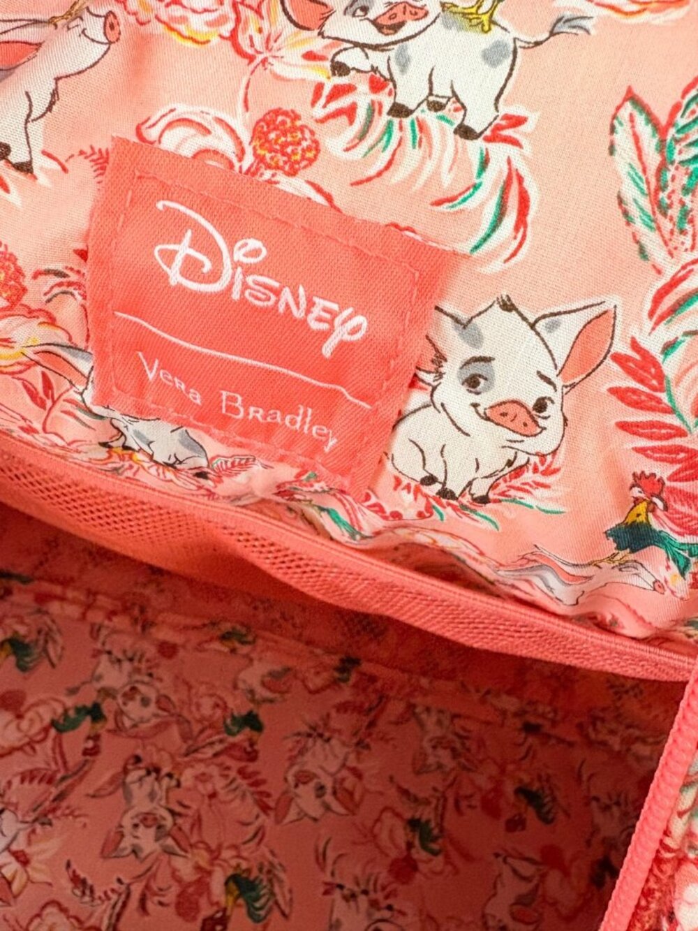 Vera Bradley Disney Moana Adventure Large Duffel Bag NWT - Picture 12 of 14